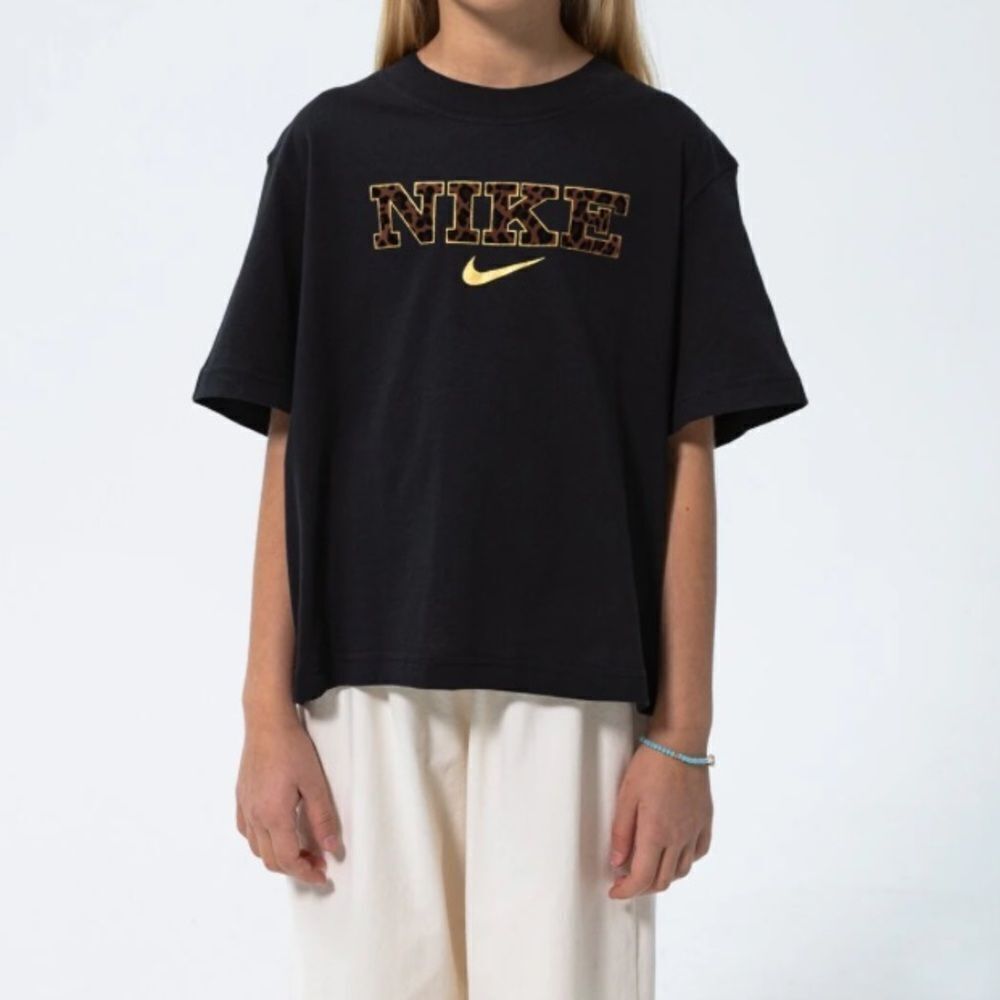 Nike Black Boxy Tee with Gold Logo in Junior Size Large
